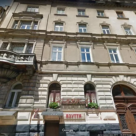 Loft In Old Ac Fireplace Lviv