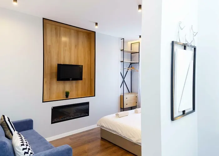 Loft In Old Ac Fireplace