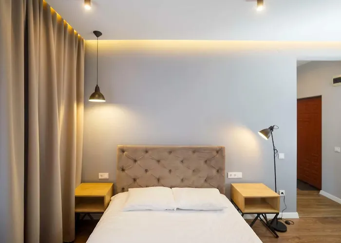 Loft In Old Ac Fireplace Apartamento Leópolis